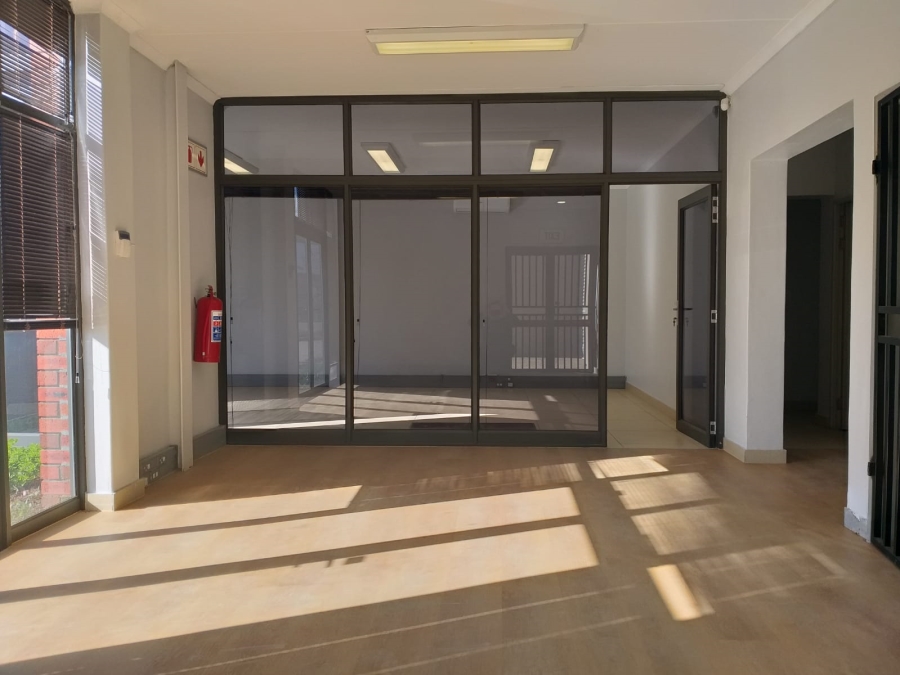 To Let Commercial Property for Rent in Stikland Western Cape
